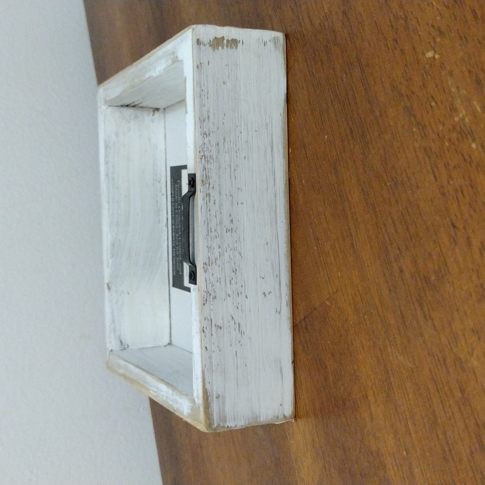 Motivational Wall Decor (White/Tan,Rustic Wooden Box) "Today is a Gift" - Picture 6 of 10